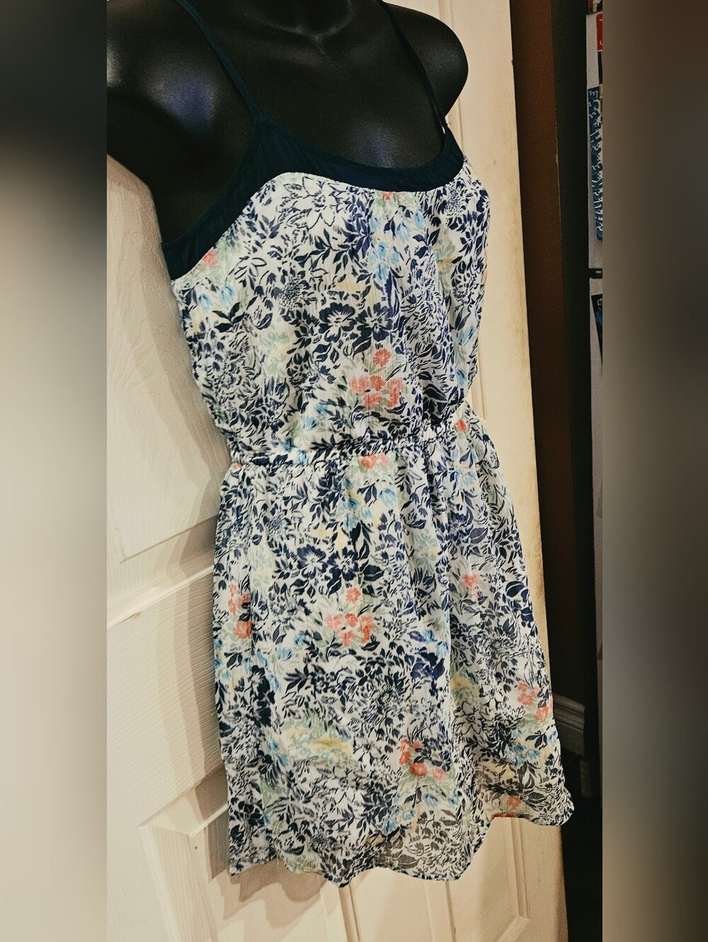 Hollister Navy-Trim Floral Mini Dress with Multicolor Blooms - Picture 4 of 8